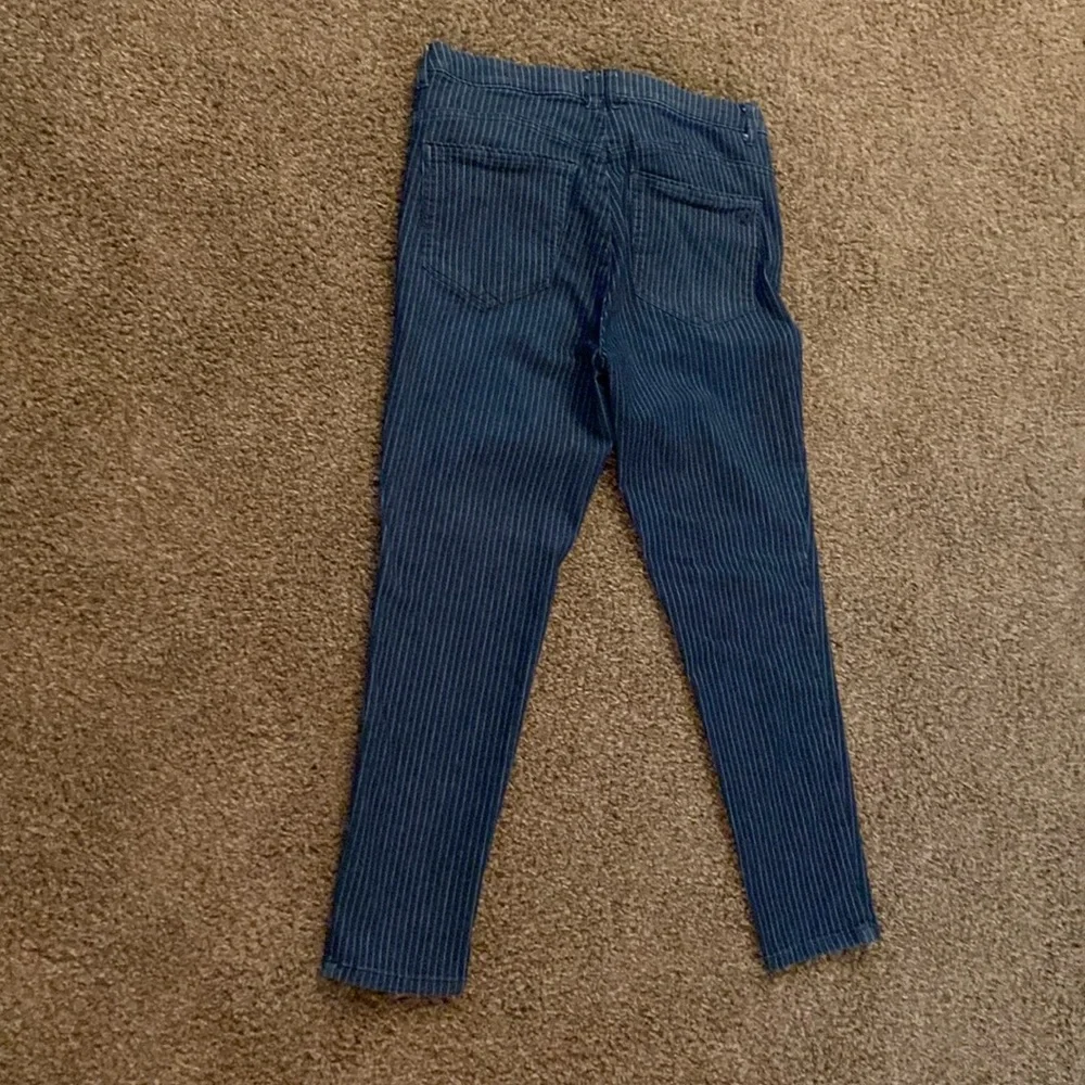 Democracy Pinstripe High Rise Skinny Jeans - Picture 4 of 6